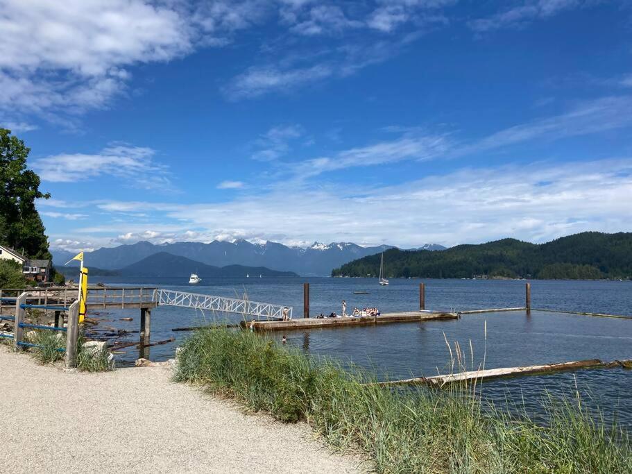 吉布森斯Iconic 3-Story Waterfront 'Marina House' W/ View别墅 外观 照片